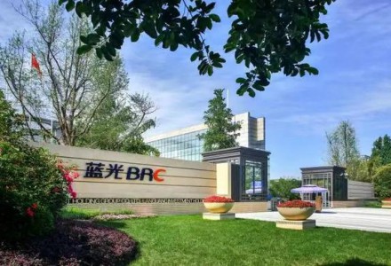 5天股價(jià)大漲37%！昔日四川房企一哥，要借光伏“起死回生”？