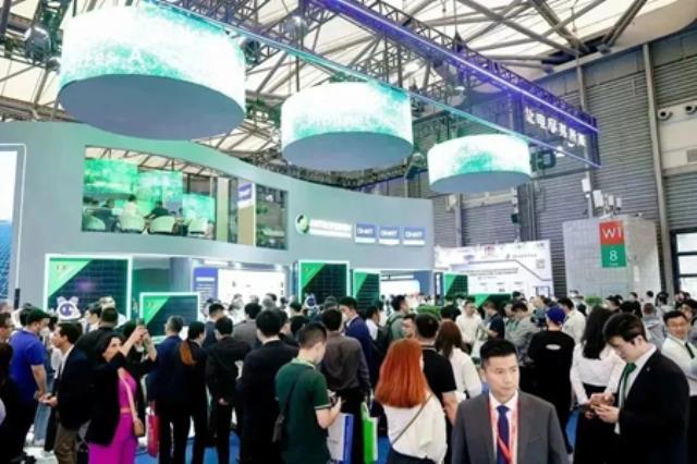 正泰新能重磅發布ASTRO N7系列組件