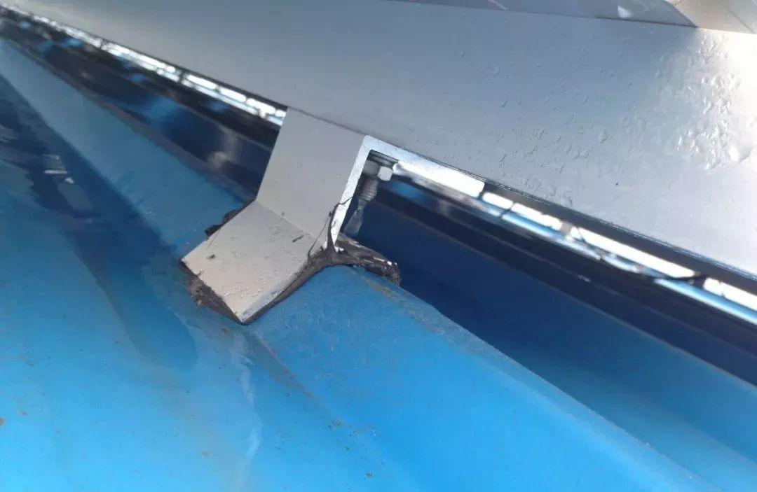 干貨 | 不再擔心T型彩鋼瓦打孔漏水問題了（粘接方案篇）