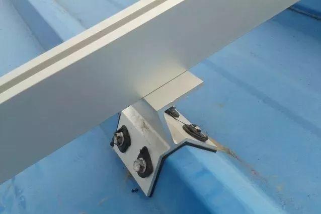 干貨 | 不再擔心T型彩鋼瓦打孔漏水問題了（粘接方案篇）