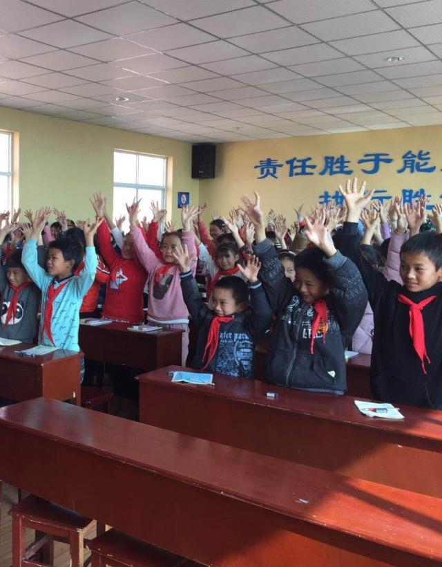 小杰公益|記云川陽光校園公益行 小杰公益|記云川陽光校園公益行
