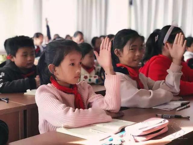 小杰公益|記云川陽光校園公益行 小杰公益|記云川陽光校園公益行