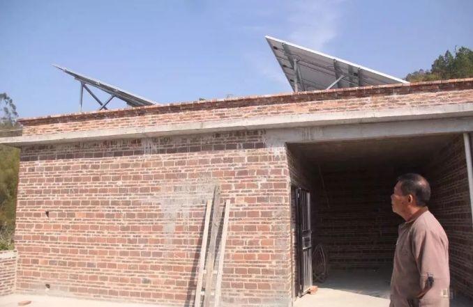 南方電網(wǎng) | 隔壁老劉屋頂發(fā)電賺了7000元！李大爺春節(jié)能領(lǐng)到600多元大紅包！