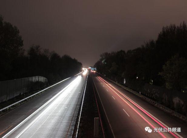 新手司機福音！浙江將建設超級光伏高速公路