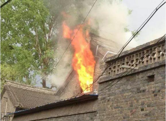 深思：一片唱好的光伏再登央視，會不會是質量曝光？