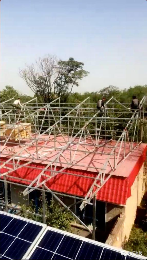 警惕 | 戶用光伏電站這么裝，離被吹翻不遠了！