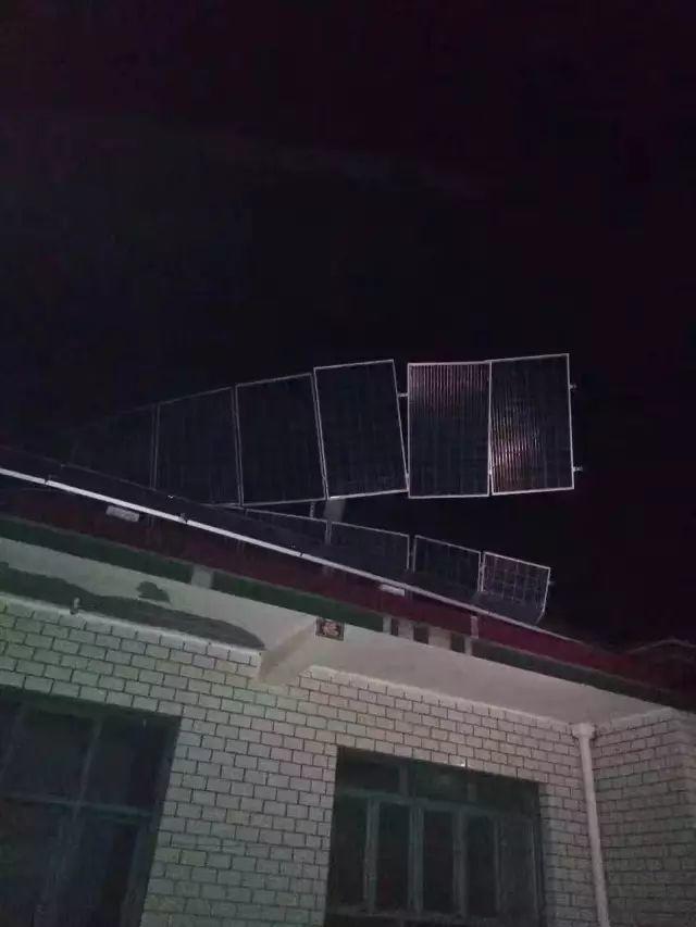警惕 | 戶用光伏電站這么裝，離被吹翻不遠了！