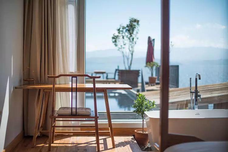 窗戶也能變成發電站？你聽說過太陽能窗簾嗎？