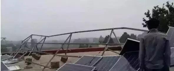 同樣裝個(gè)屋頂光伏電站，為啥我家花了4萬(wàn)，他家卻只用了2.5萬(wàn)？