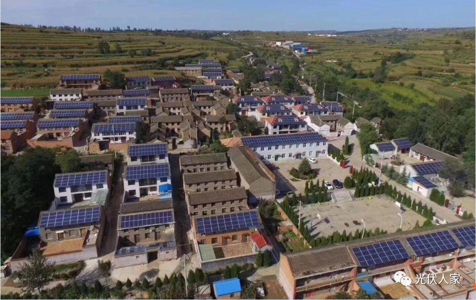 光伏電站成為農民朋友脫貧致富奔小康的“好幫手”