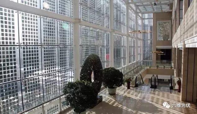 光伏原本可以賺錢的......慢慢的變成為人民服務了!