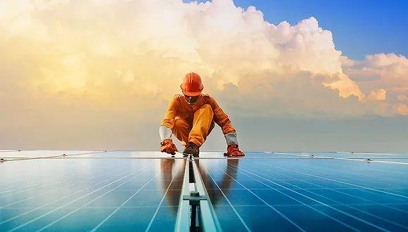 光伏630搶裝未現(xiàn)，供應(yīng)鏈價格混亂！旺季尚未來臨